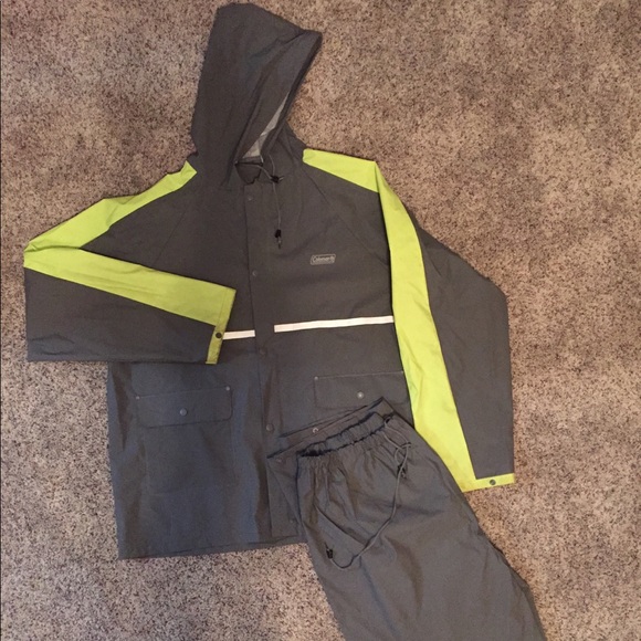 Coleman Rain Defense PVC Rain Suit Blue Size MEDIUM 2 piece Pants /& Jacket Coat